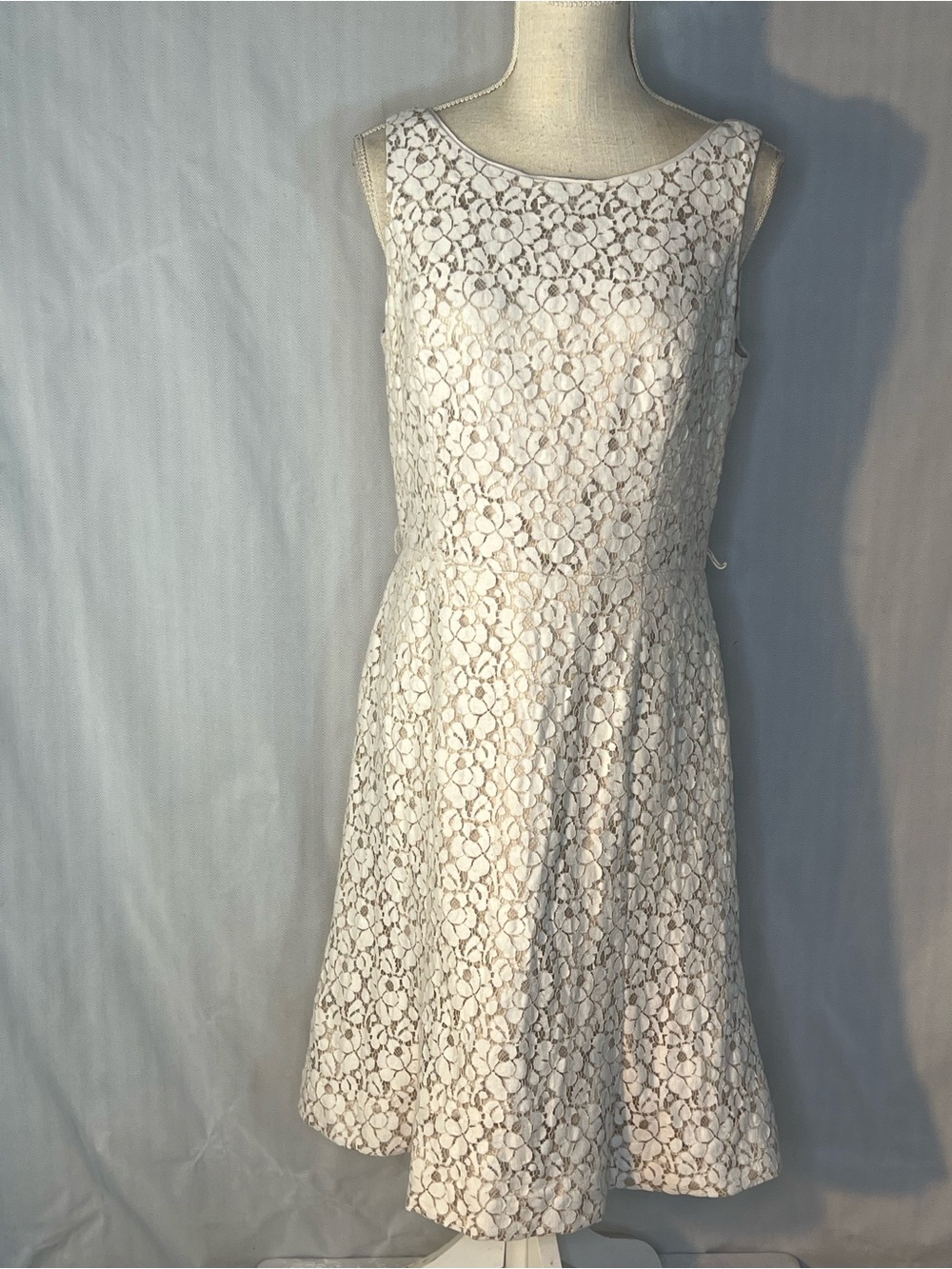 White House Black Market Midi Dress Cream Lace Overlay Sleeveless Fit & Flare 10